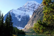 乐鱼体育官网-诺坎普新星惊天一击！巴萨小将奥运赛场掀翻C罗王朝