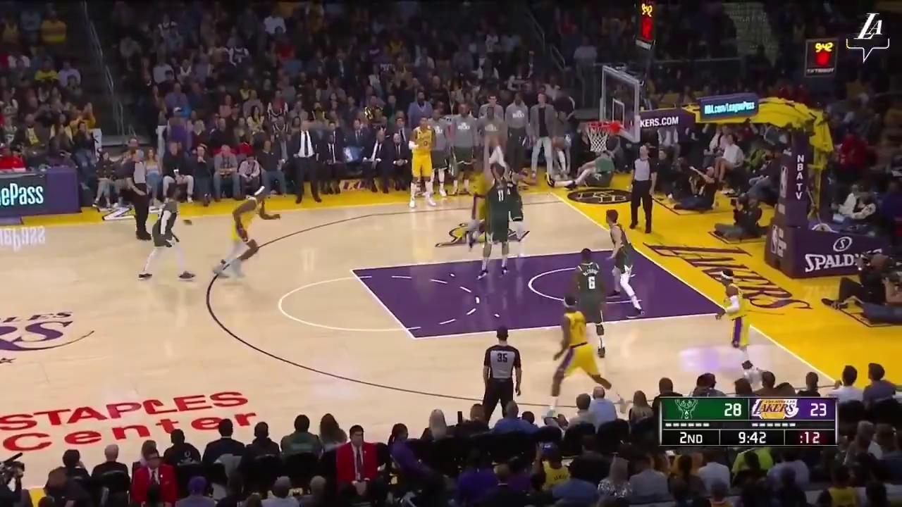 雄鹿力克湖人，取得四连胜