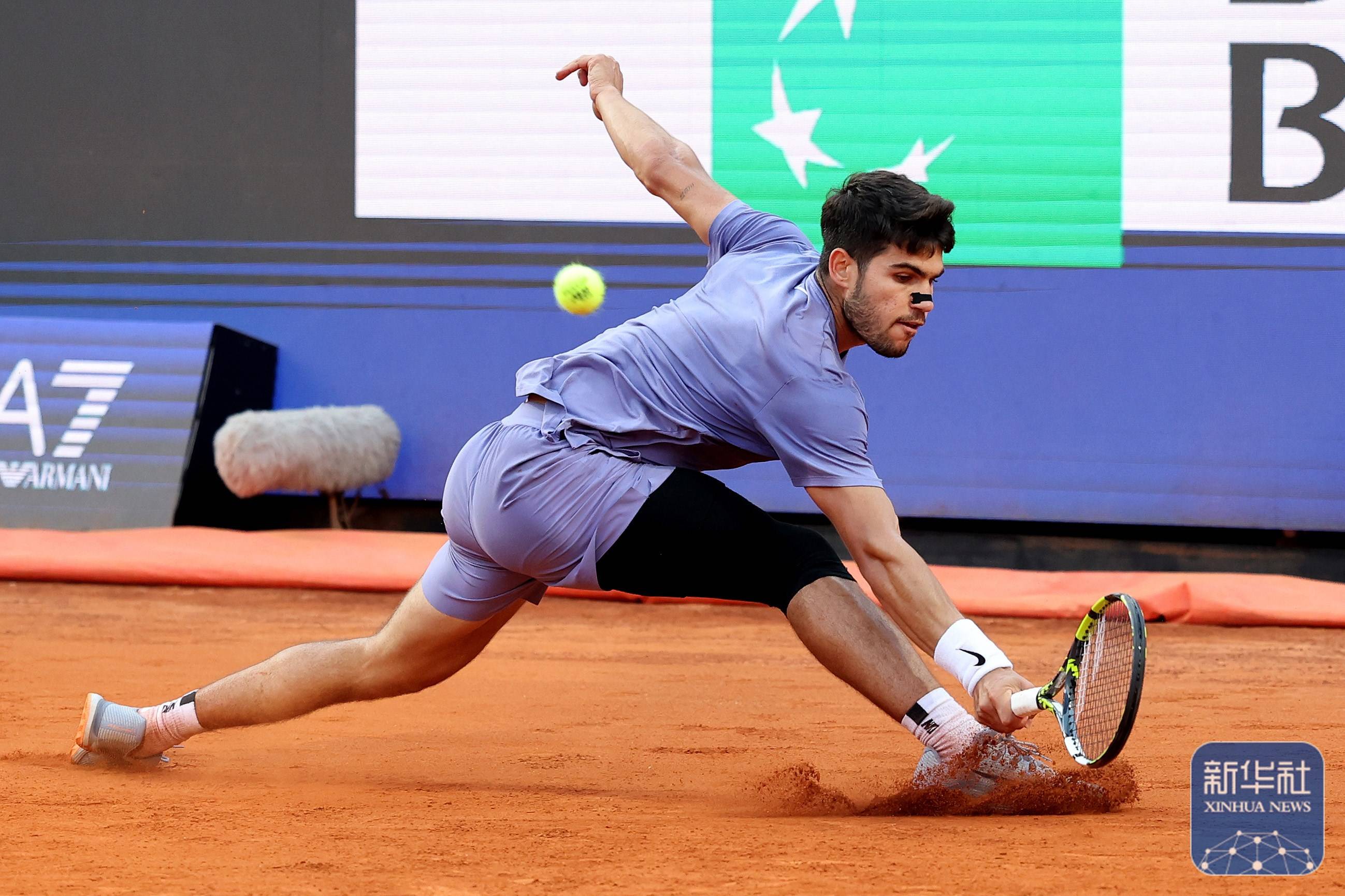 乐鱼体育-法国网球队力克英国网球队，阿尔卡拉斯高光表现的简单介绍