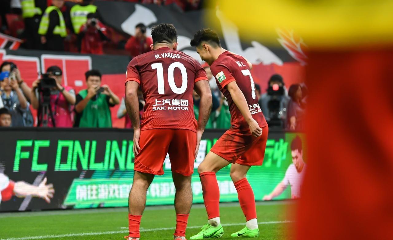 阿贾克斯逆袭成功，晋级欧冠四强